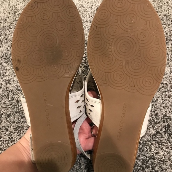 Franco Sarto Charlize Grey Leather Sandals - Picture 8 of 10